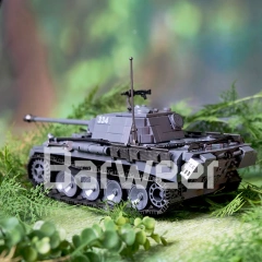 [Deal] QUANGUAN 100246 Panther Ausfuhrung G Sd.Kfz.171 Military