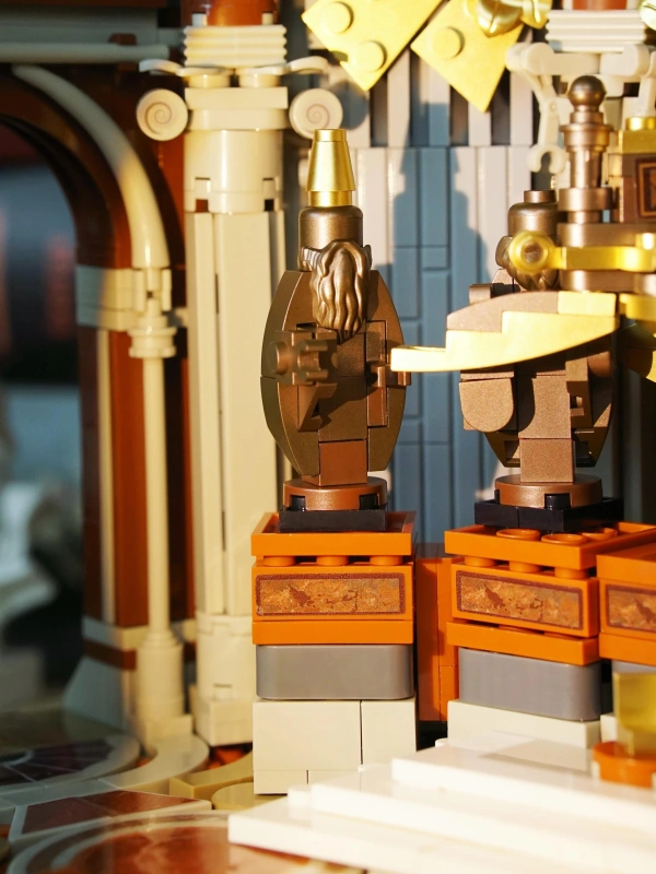 Zoin GK202 St. Peter's Throne Modular Buildings