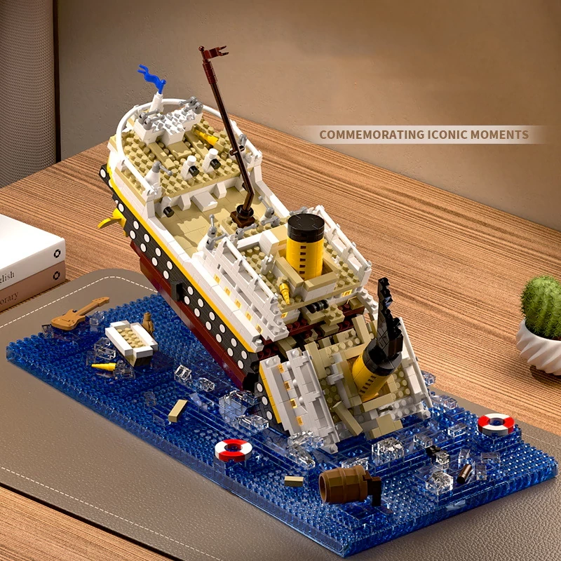 [Mini Micro Bricks] YKO P3123 Titanic Cruise Ship Sinking Movie