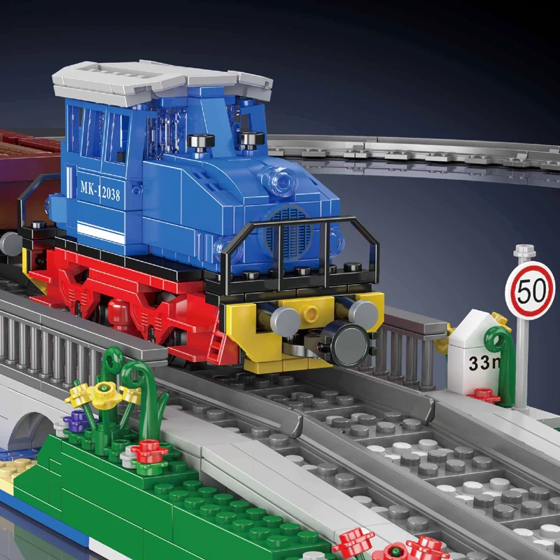 MouldKing 12038 ESU KG230 Diesel Locomotive Technic