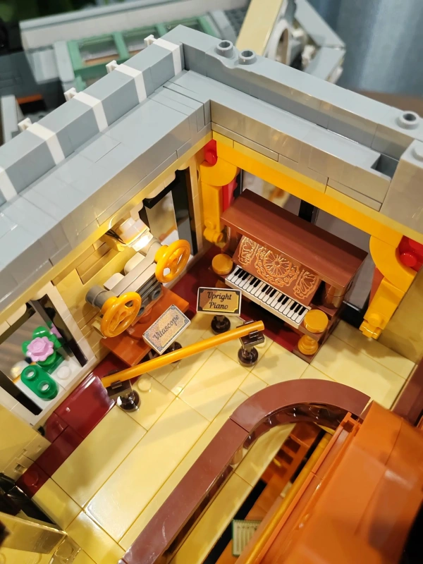 [Pre-Sale] [Deal] FunWhole F9033 Antique Store Modular Buildings