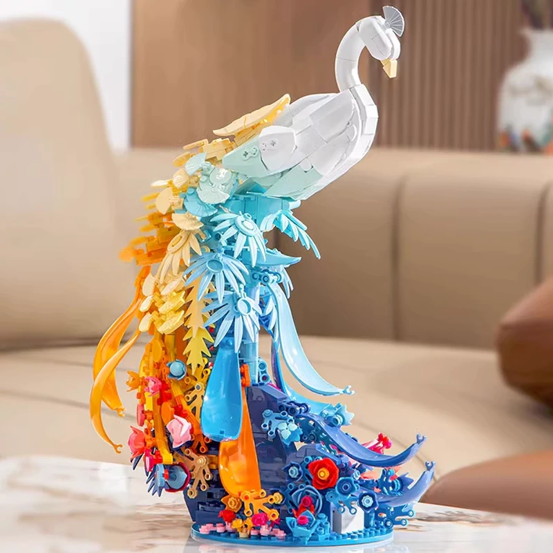 Pleyerid P8161 Peacock Creator Expert
