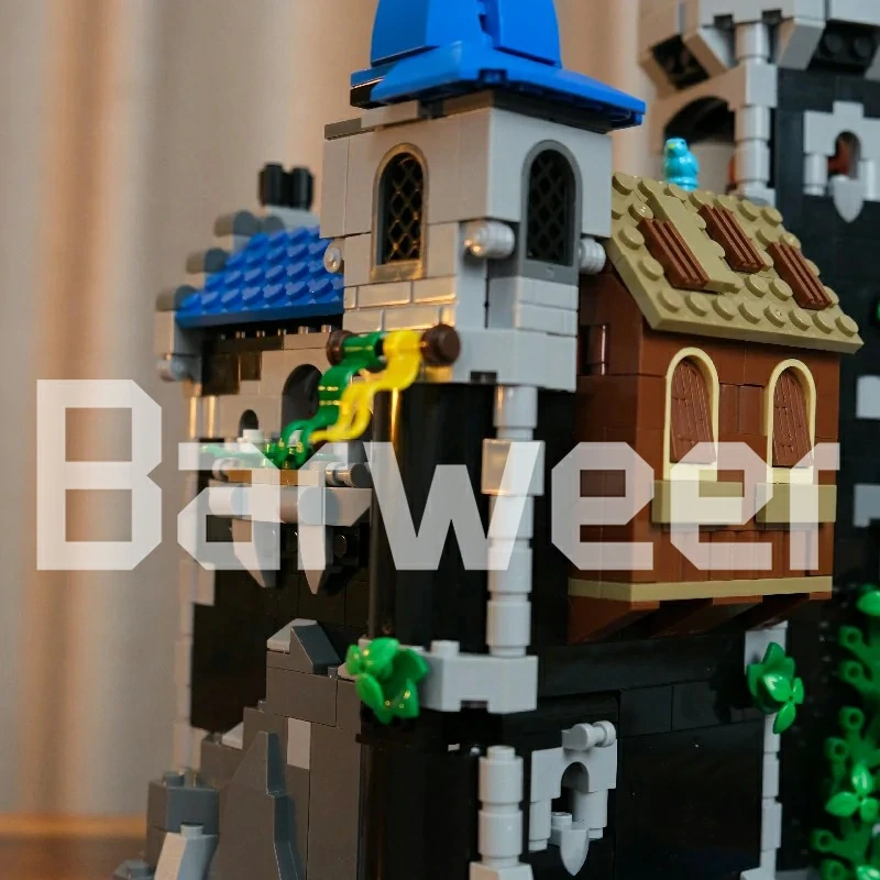 [Deal] Studio MOC 148389 Fortress of Lakeside County Modular Buildings