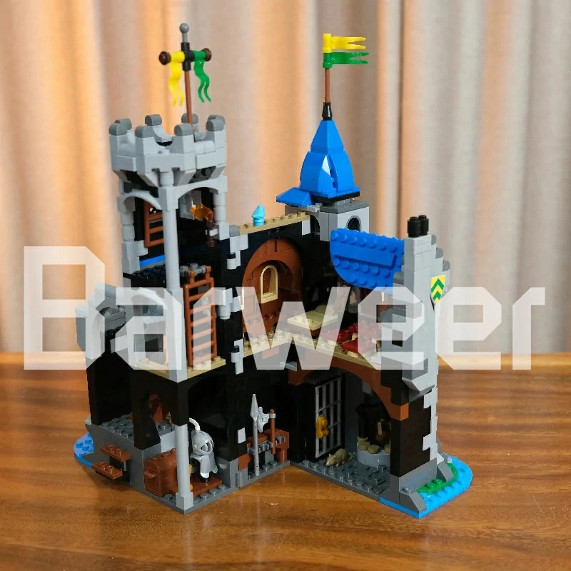 Studio MOC 148389 Fortress of Lakeside County Modular Buildings