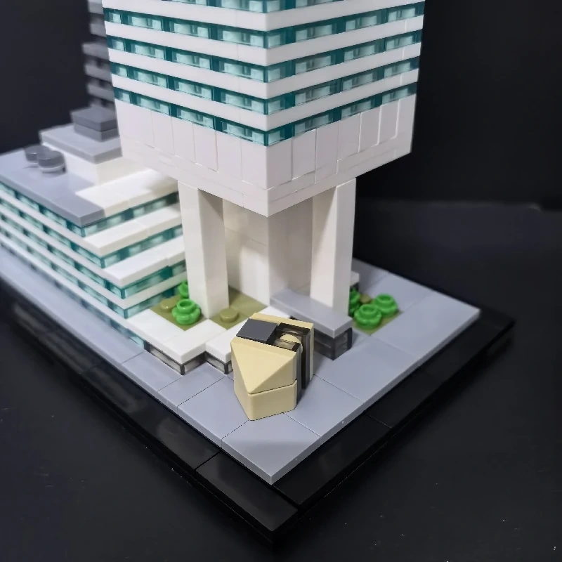 Studio MOC 150550 Citigroup Center 1:800 Scale Modular Buildings