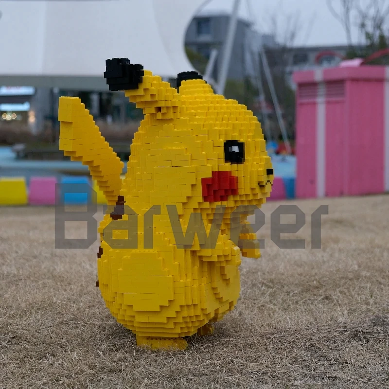 Studio MOC 000002 Pikachu Life size Pokémon