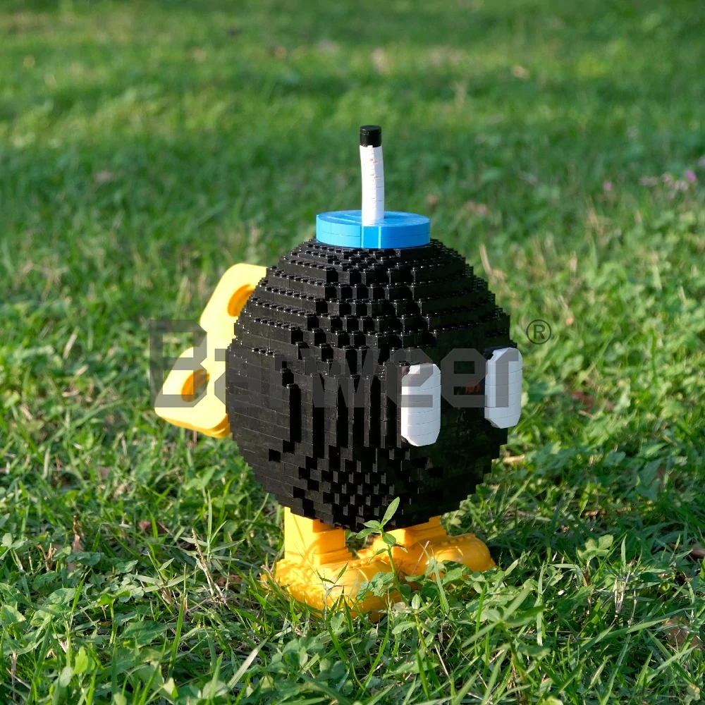 Studio MOC 000009 Super Mario Bros Angry Bob-Omb