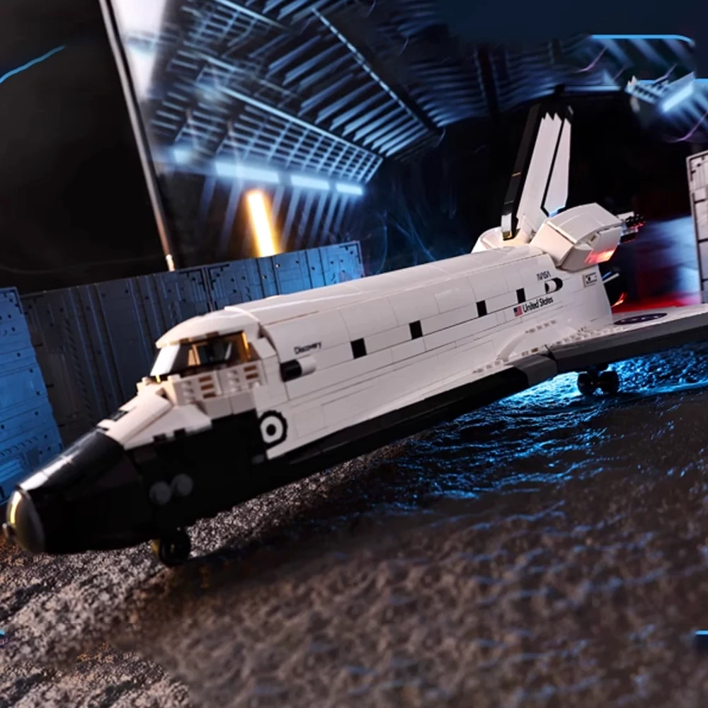 CaDA C56052 NASA Space Shuttle Discovery Technic