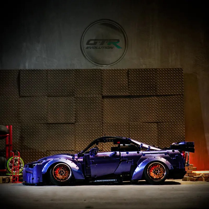 tk　ジオラマ&R35×1 K-Box 10221 1:10 Nissan GT-R Technic