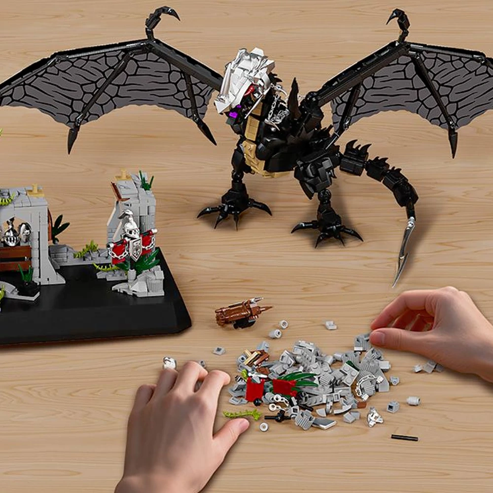 12GO 99002 Black DRAGON Monster Dinosaur