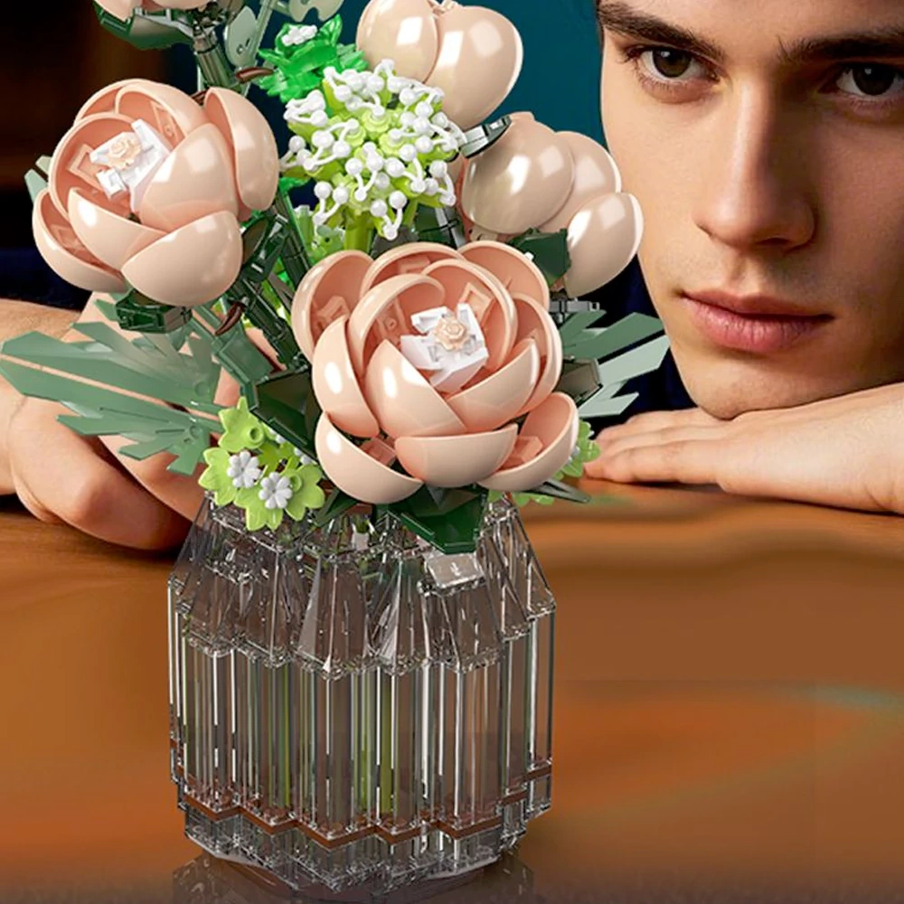 MouldKing 24109 White Rose Creator Expert