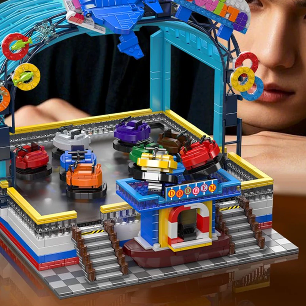 MouldKing 11018 Bumper Boats Creator Expert