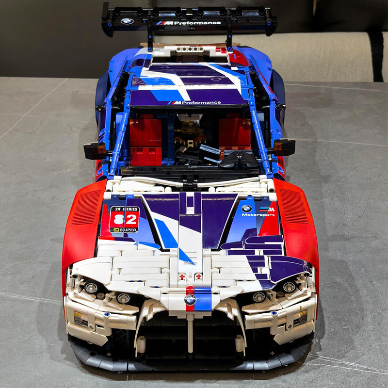 [Deal] CBOX JD040 BMW M4 1: 8 Technic
