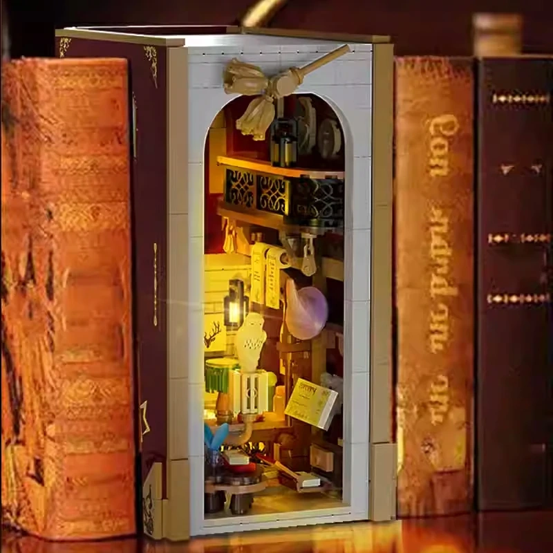 [Mini Micro Bricks] Welleadz 3104 Magic Study Room Creator Expert