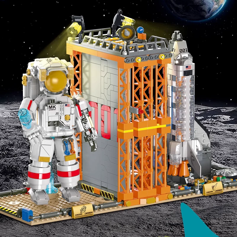 XMORK 028006 Space Bookends Booknook Creator Expert