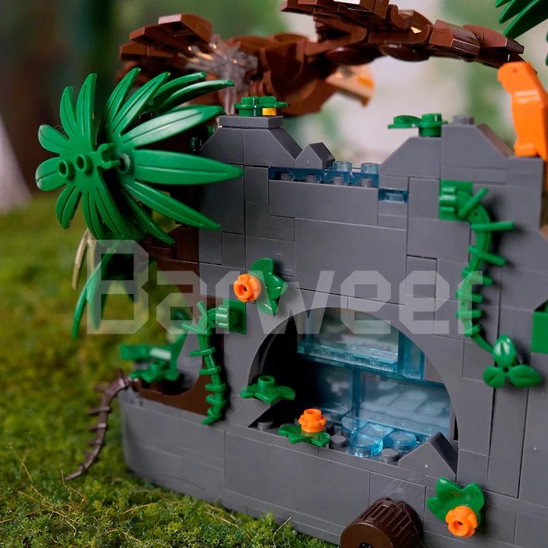 DK 6026 Tropical Forest Creator Expert