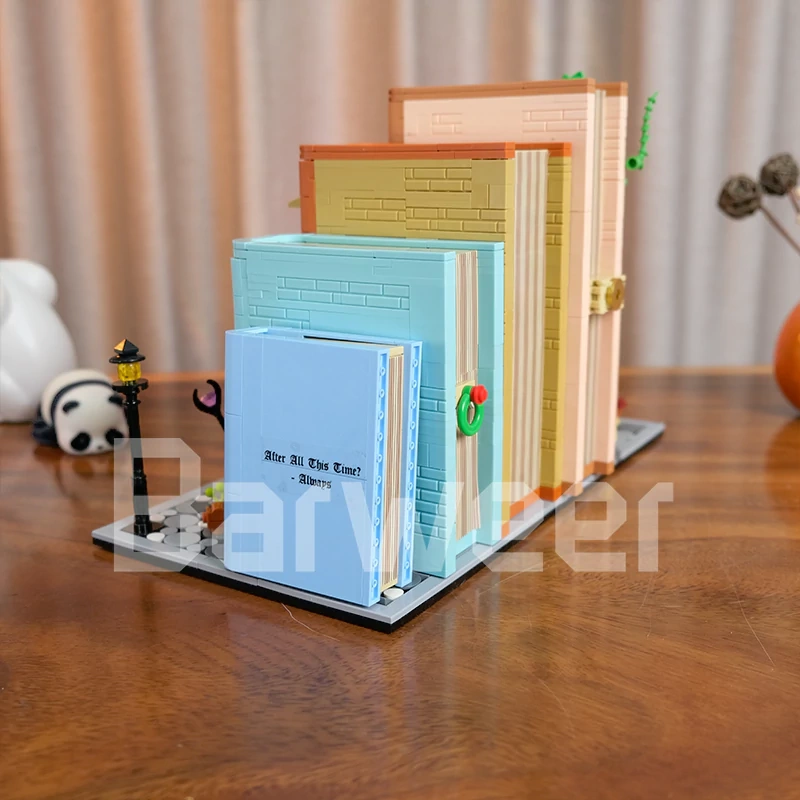WGC 66009 Magic Bookends Other