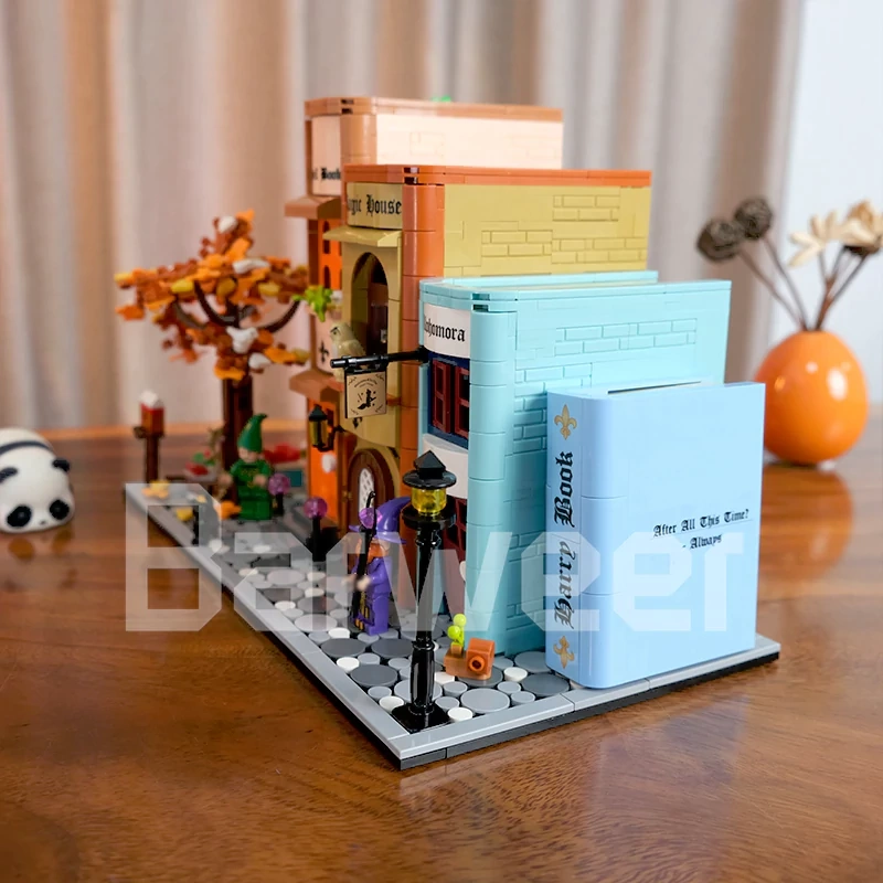 WGC 66009 Magic Bookends Other
