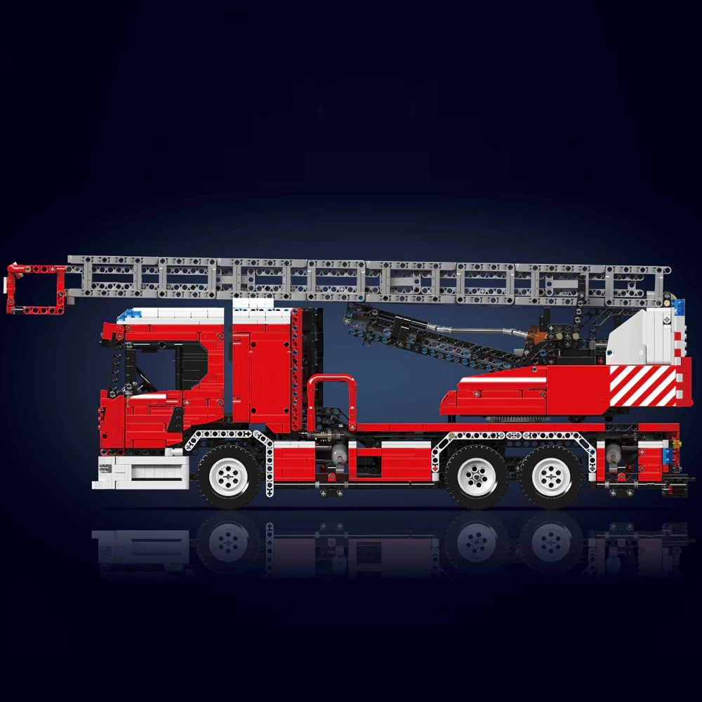 MouldKing 17022S Fire Engine Technic