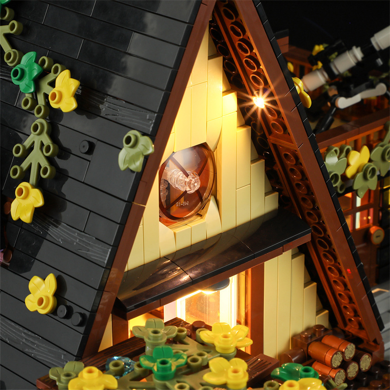 FunWhole F9003 A-Frame Cabin Retro House Buliding Blocks 2061±pcs Bricks Toys Model Form China