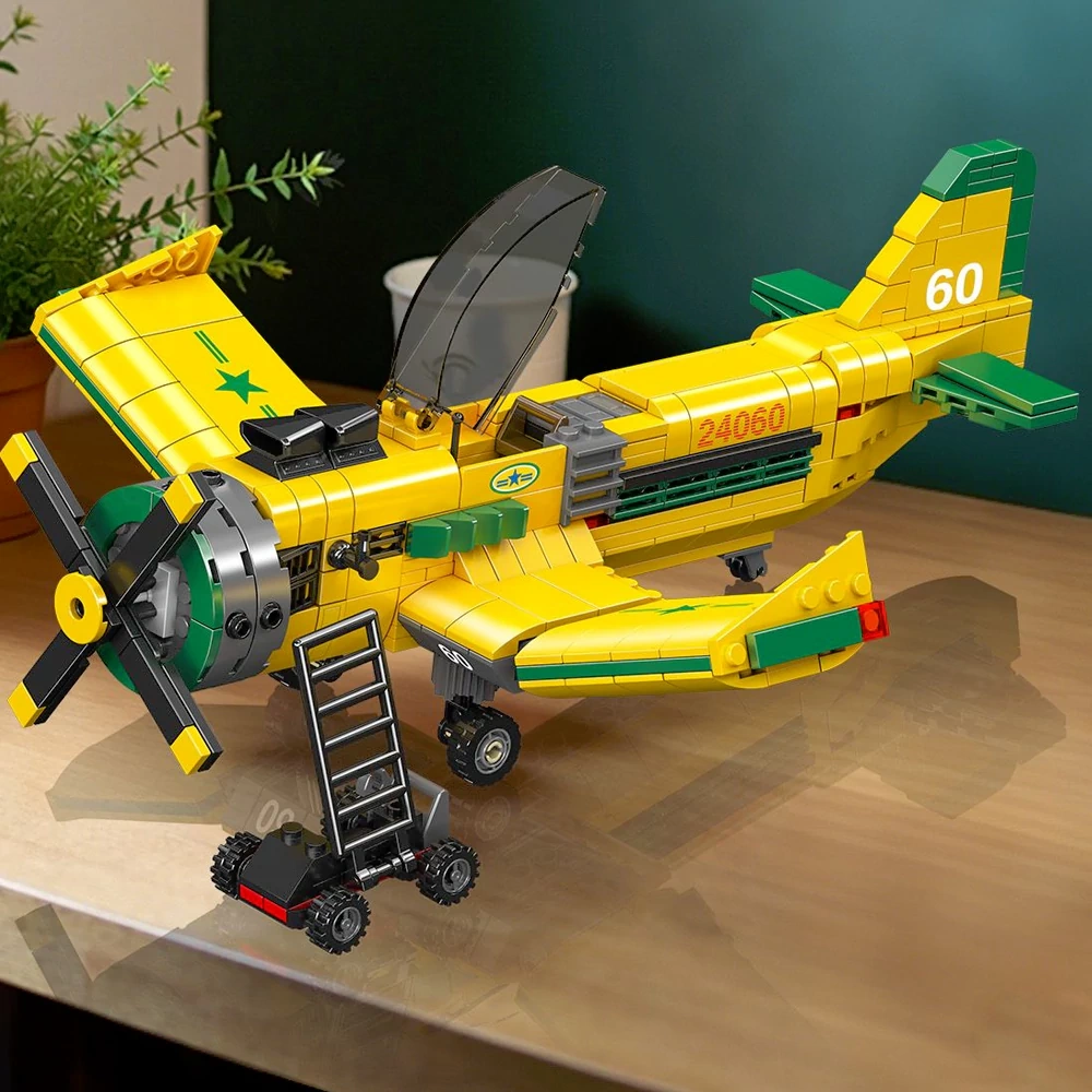 MouldKing 24060 Brazilian Propeller-Driven Racing Aircraft Technic