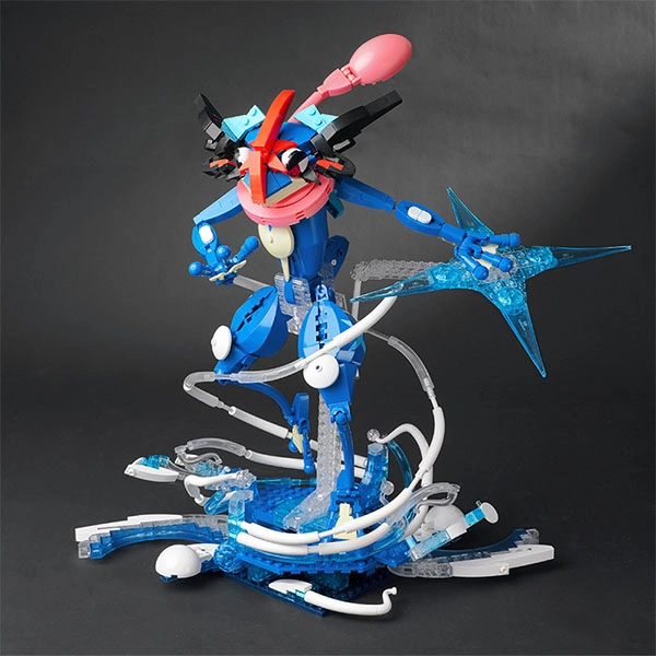 Keeppley Greninja Charizardite X Pokemon Movie
