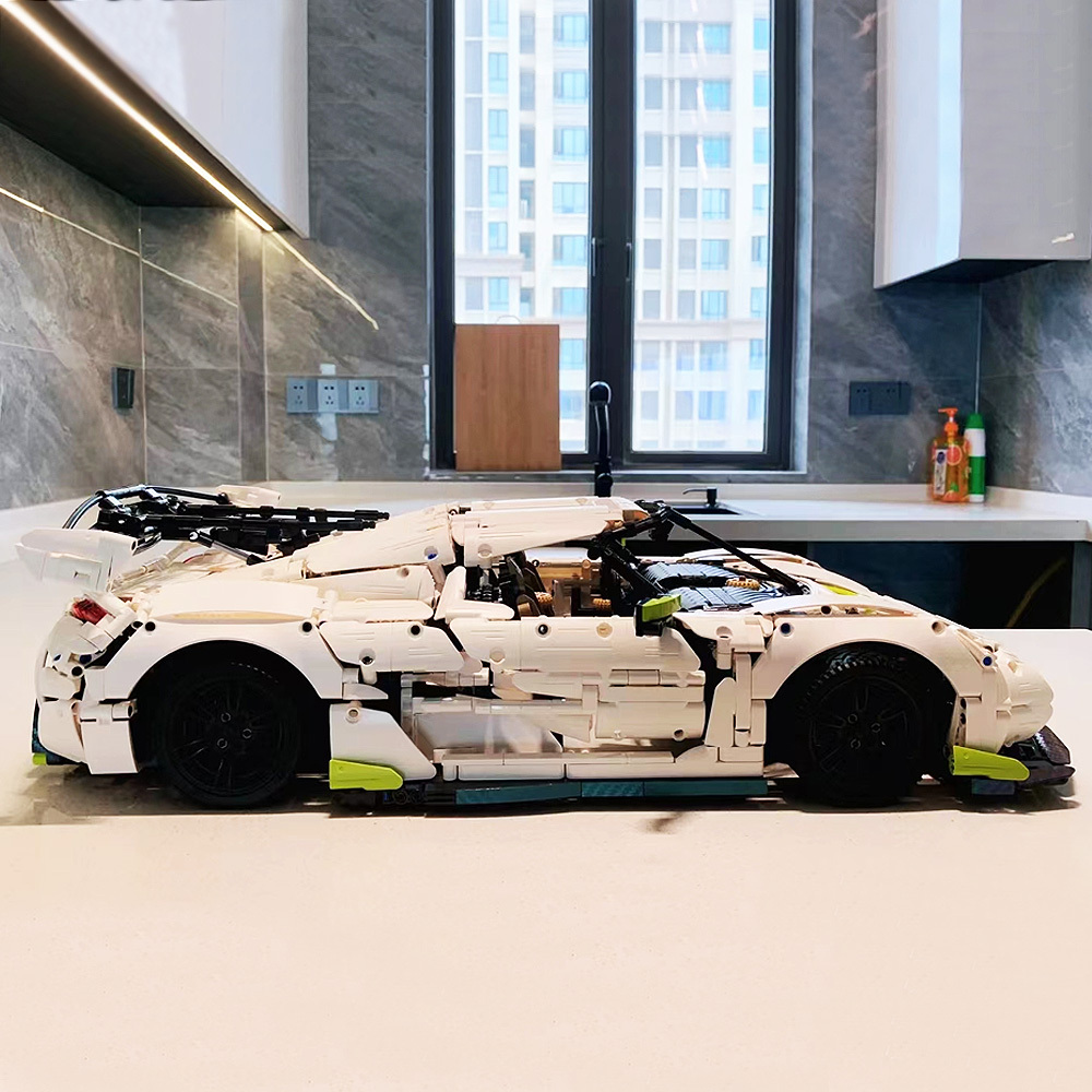 CaDa C61048 Technic Static Version 1:8 Fantasma Sports Car Building Blocks 4346pcs Bricks Toys From China Delivery.