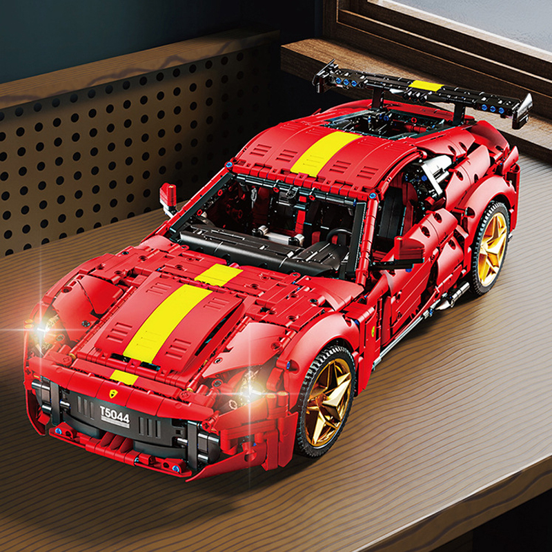 TAIGAOLE T5044 1: 8 Farali 812 Technic