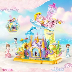 921030 Underwater Castle 775±pcs