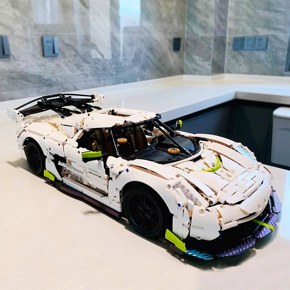 CaDa C61048 Technic Static Version 1:8 Fantasma Sports Car Building Blocks 4346pcs Bricks Toys From China Delivery.