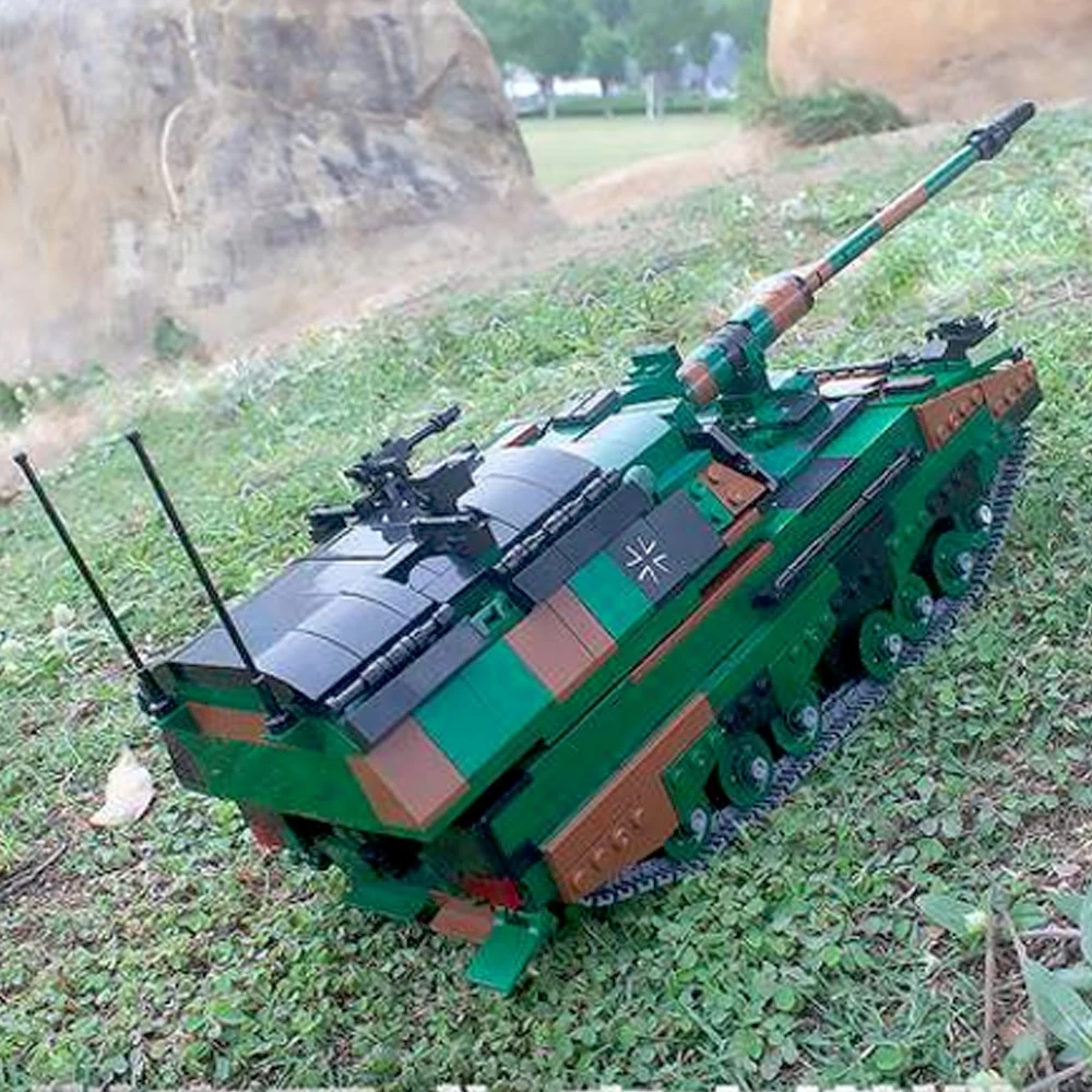 XINGBAO XB-06047 Panzerhaubitze 2000 Tank Military