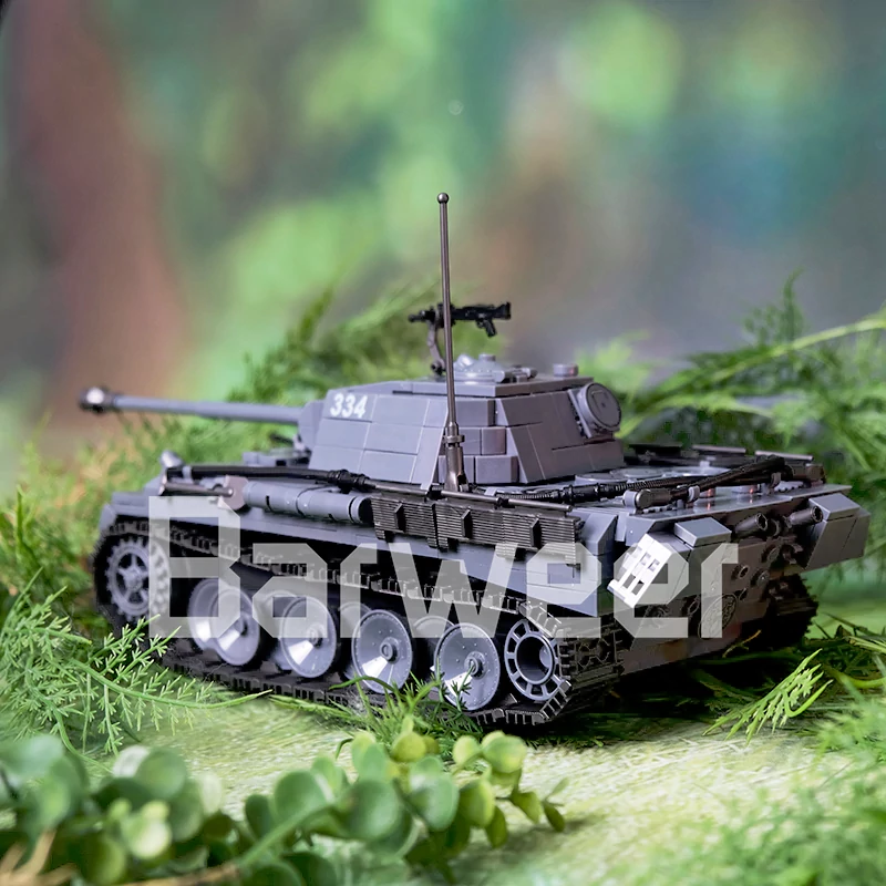 [Deal] QUANGUAN 100246 Panther Ausfuhrung G Sd.Kfz.171 Military