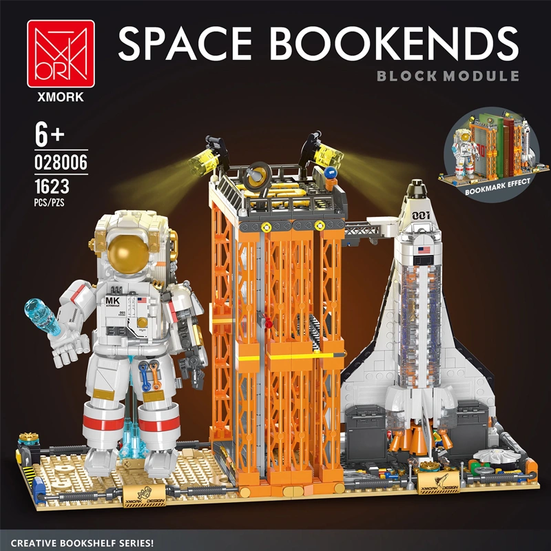 XMORK 028006 Space Bookends Booknook Creator Expert
