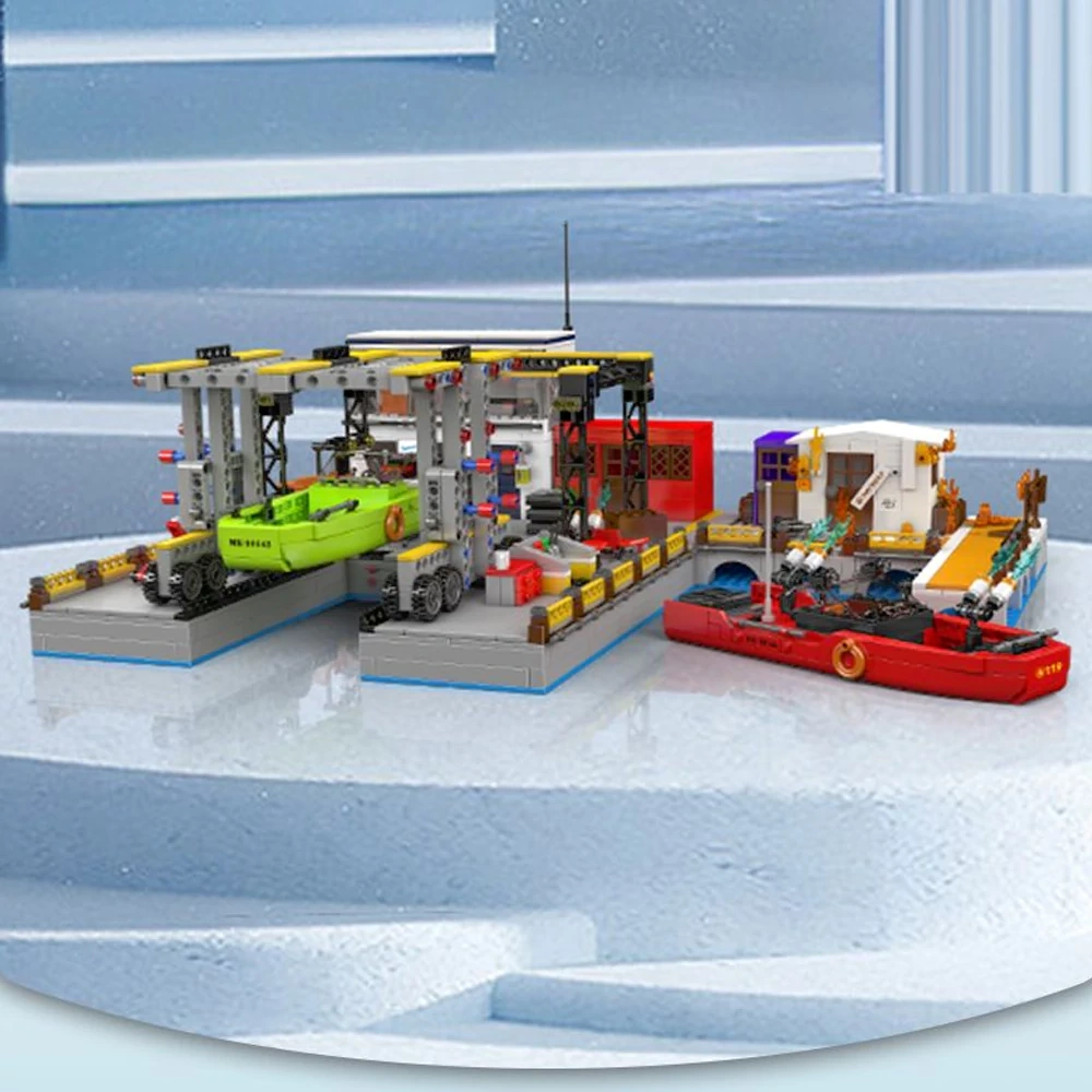 MouldKing 10144 FIRE AT THE DOCK & TRAPPED KITTEN RESCUE Creator Expert