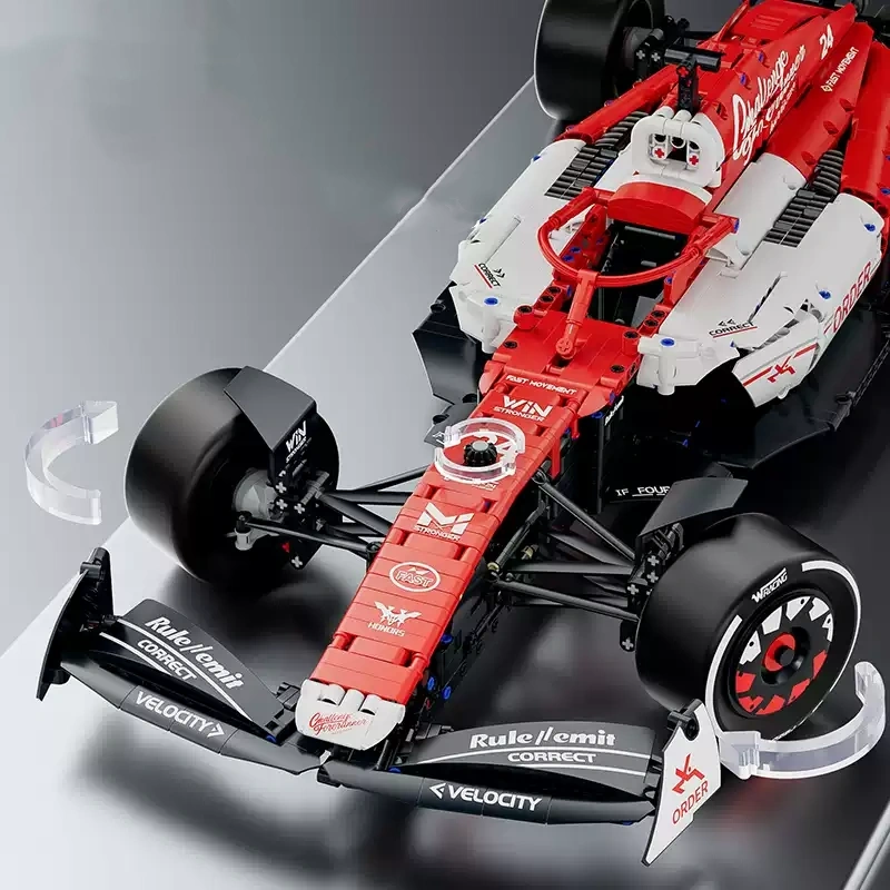XingyaYoupin 66628 1: 8 Red And White F1 Formula Technic