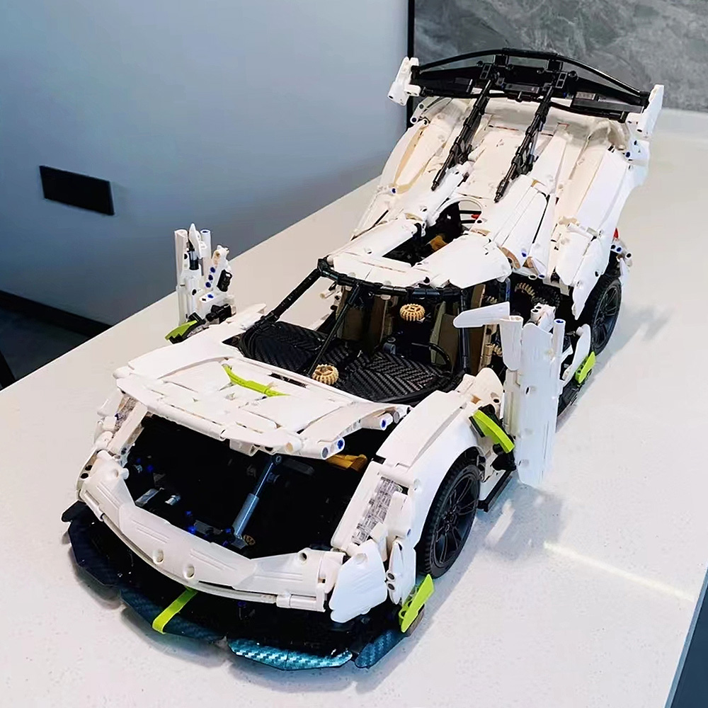 LEGO MOC CaDa C61048 Fantasma Sports Car 1:8 Technic
