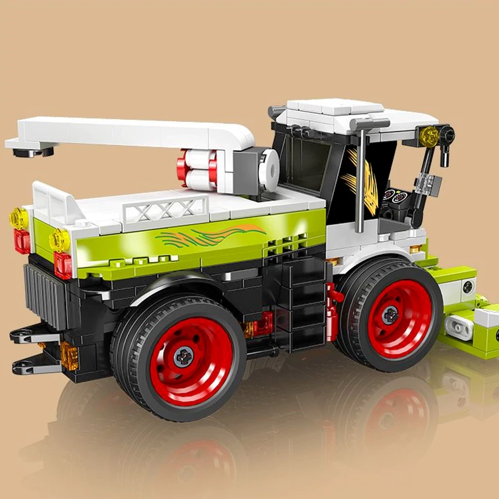 MouldKing 24091 Combine Harvester Technic