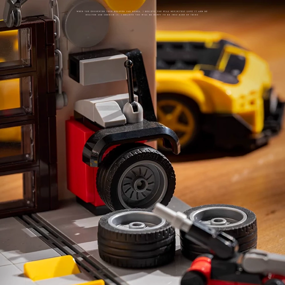 Custom X5007 AMERICAN STYLE REPAIR STATION Creator Expert