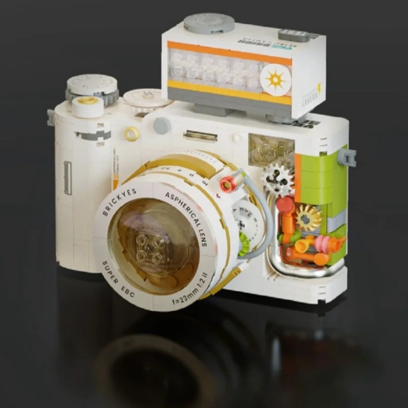 YES BRICK Retro Camera Creator Expert