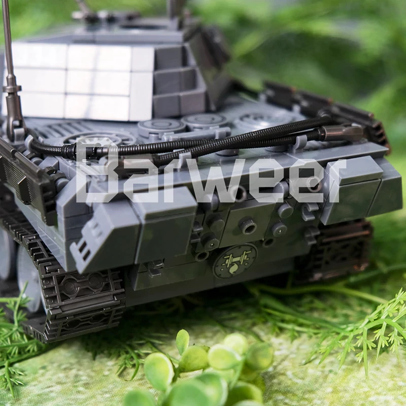 [Deal] QUANGUAN 100246 Panther Ausfuhrung G Sd.Kfz.171 Military