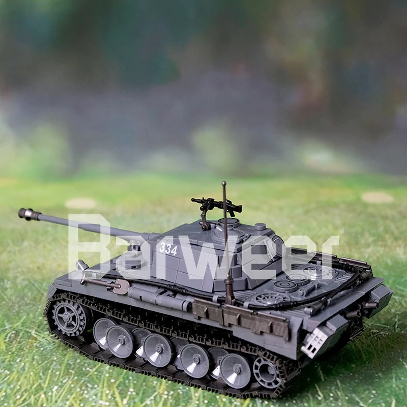 [Deal] QUANGUAN 100246 Panther Ausfuhrung G Sd.Kfz.171 Military