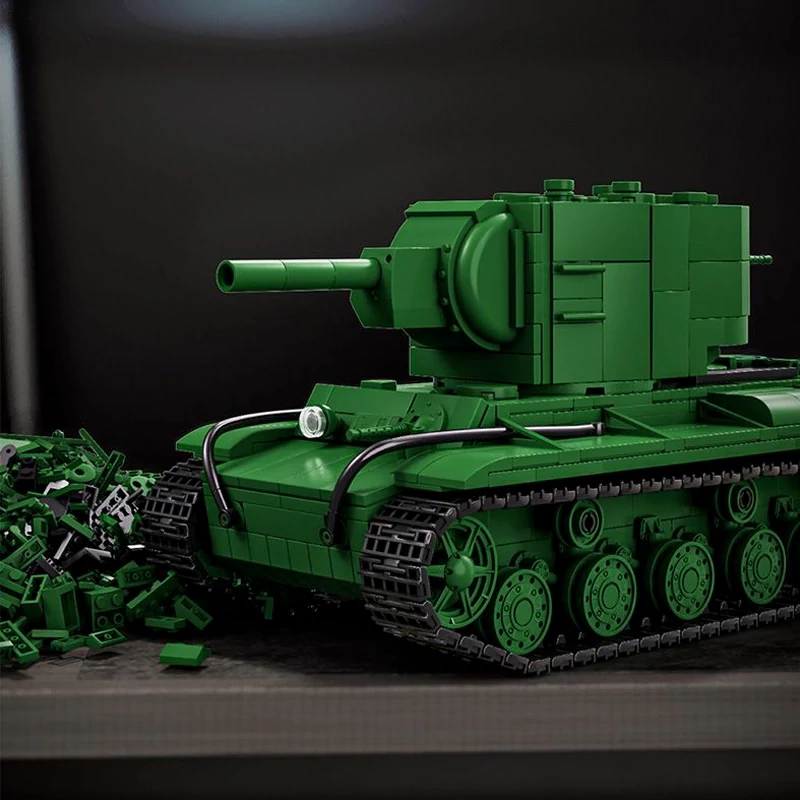 12GO 97005 KV-2 HEAVY TANK Military