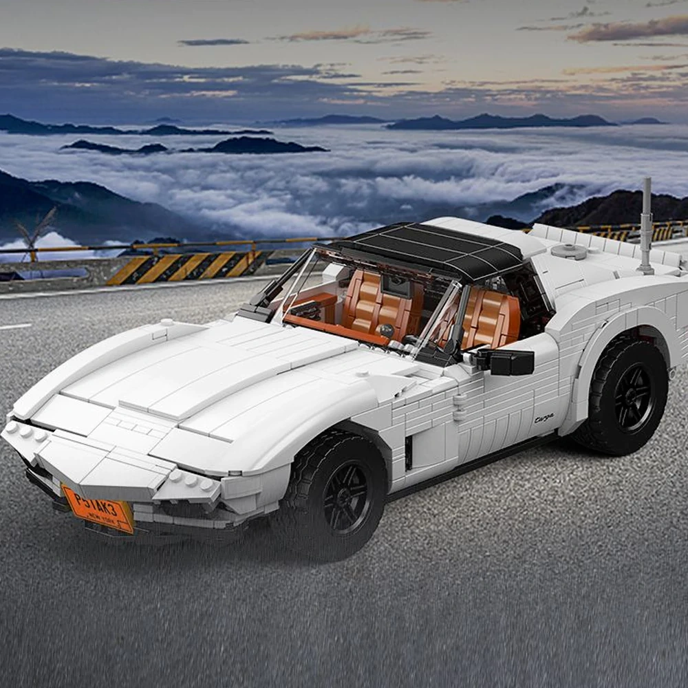 MouldKing 10198 Corvette C3 Technic