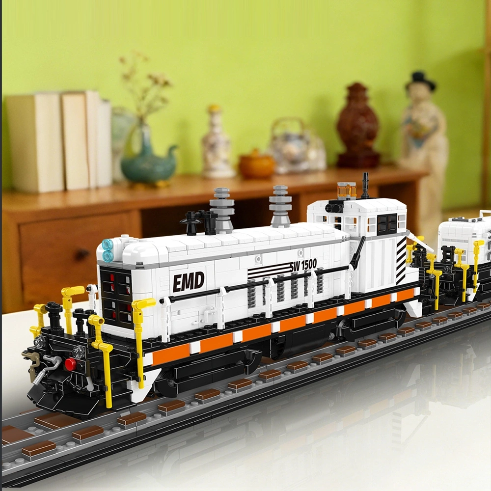 MouldKing 12051 EMO SW1500 Diesel Locomotive Technic