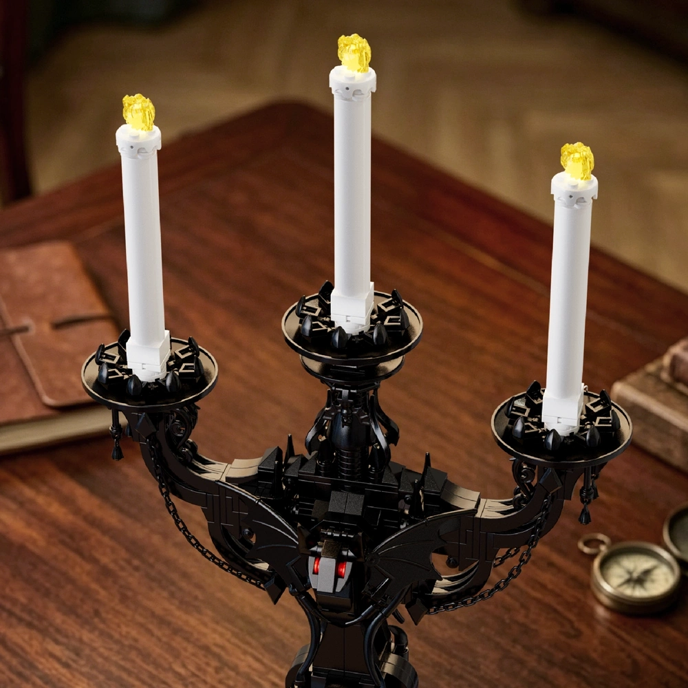 CoraRix CR101 Batwing Candelabra Creator Expert