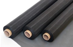 Black polyester mesh for flyscreen