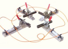 Manual clamp for mesh stretching machine