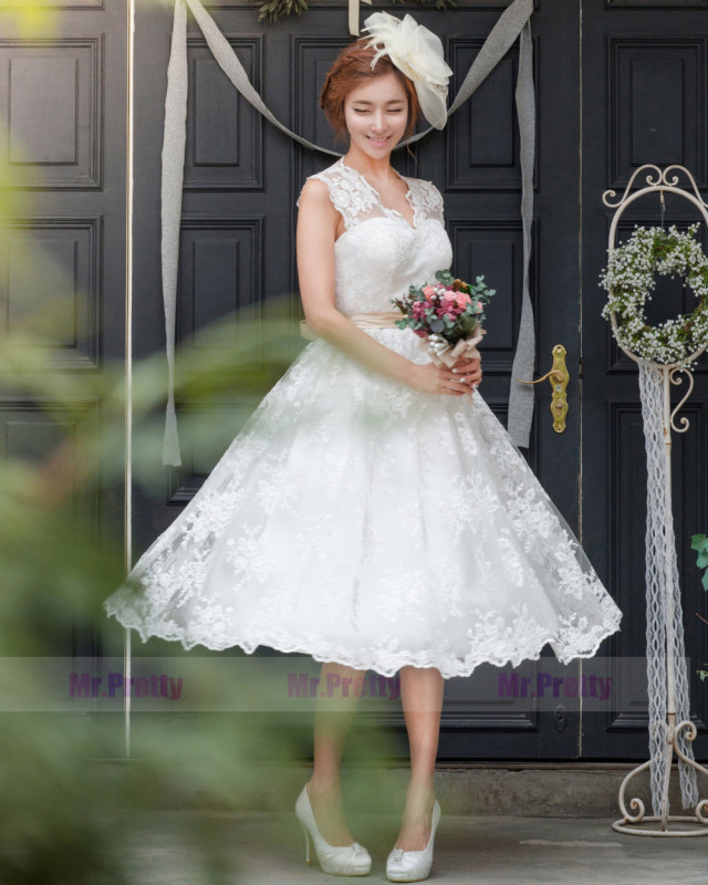 Ivory Lace Short Wedding Gown