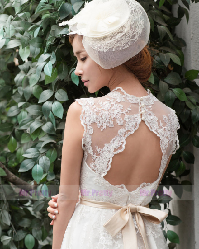 Ivory Lace Short Wedding Gown