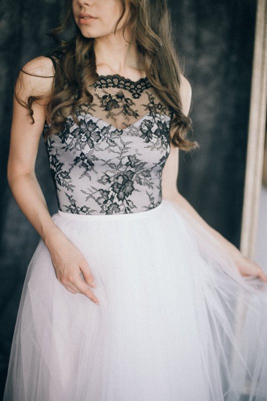 Black Lace Tulle Skirt  2 Pieces Weddng Gown